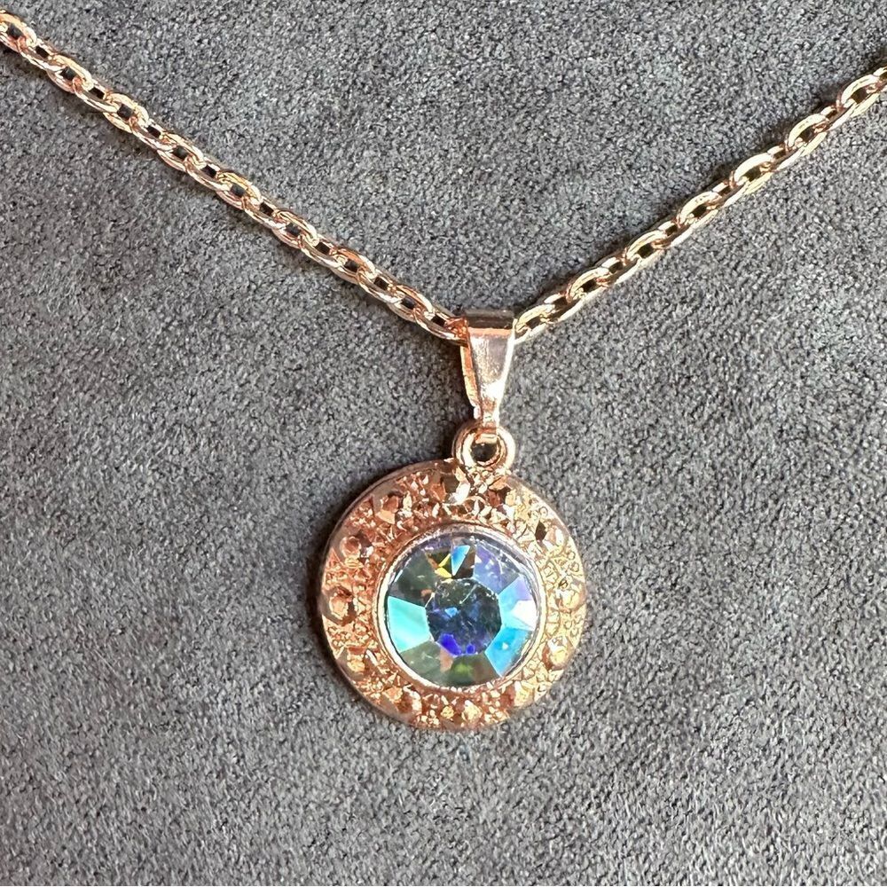 Diamond International Rose Gold Pendant Necklace Women’s 18” New in Box